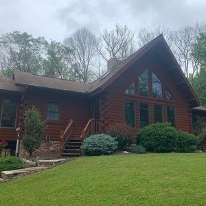 Meet your Posher, Beverly